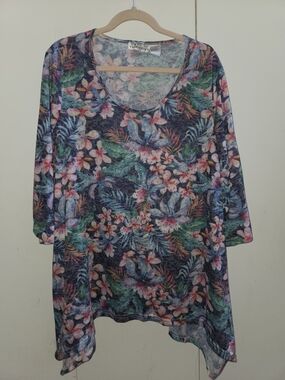 new directions Floral Scoop Neck Tunic in Blue and Pink